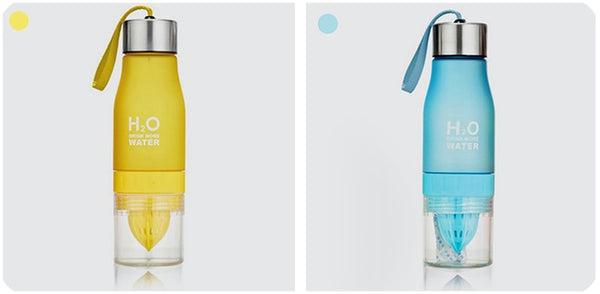 Transhome Creative Fruit Juice Infuser Water Bottle 650ml Plastic Portable Lemon Juice Bottle For Water Sport Drinking Bottle Color Yellow and Purple