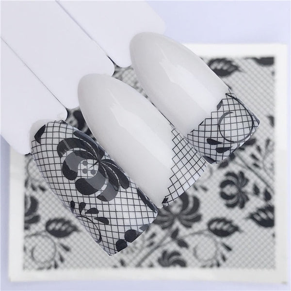 Elegant and fashionable style nail art design